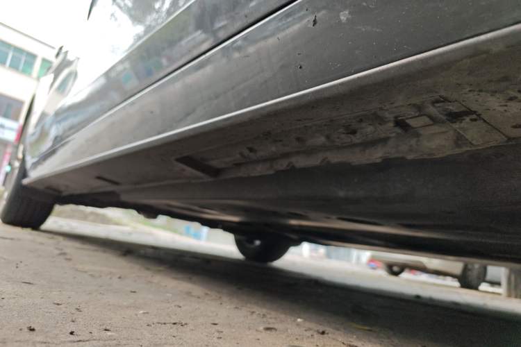 Used Mazda 3 Axela 2020 1.5L Automatic Luxury Version Right Side Sill
