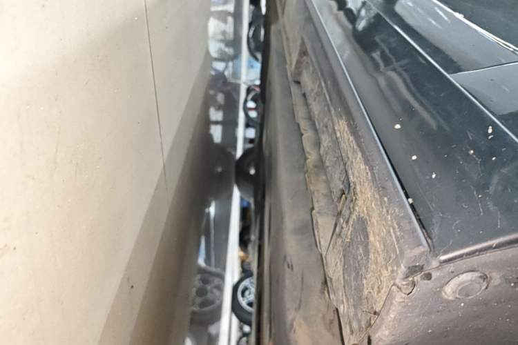 Used Mazda 3 Axela 2020 2.0L Automatic Zhiya Edition Right Side Sill
