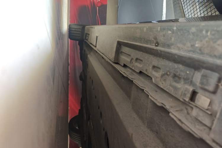 Used Mazda 3 Axela 2020 2.0L Automatic Zhiya Edition Right Side Sill