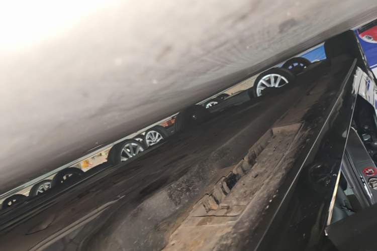 Used Mazda 3 Axela 2020 2.0L Automatic Zhiya Edition Right Side Sill