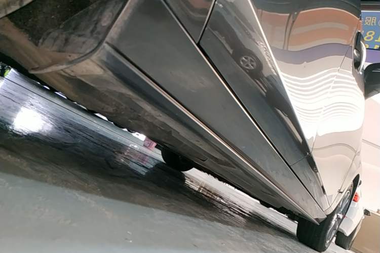 Used Mazda 3 Axela 2020 1.5L Automatic ZhiMei Edition Right Side Sill