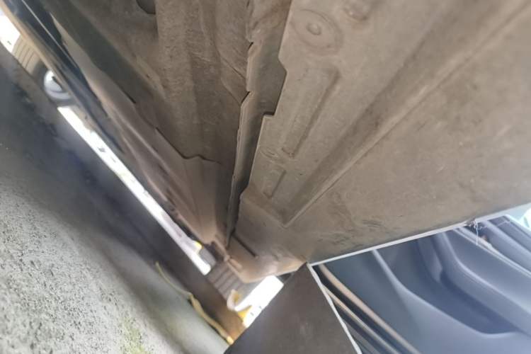 Used Mazda 3 Axela 2020 2.0L Automatic Zhiya Edition Right Side Sill