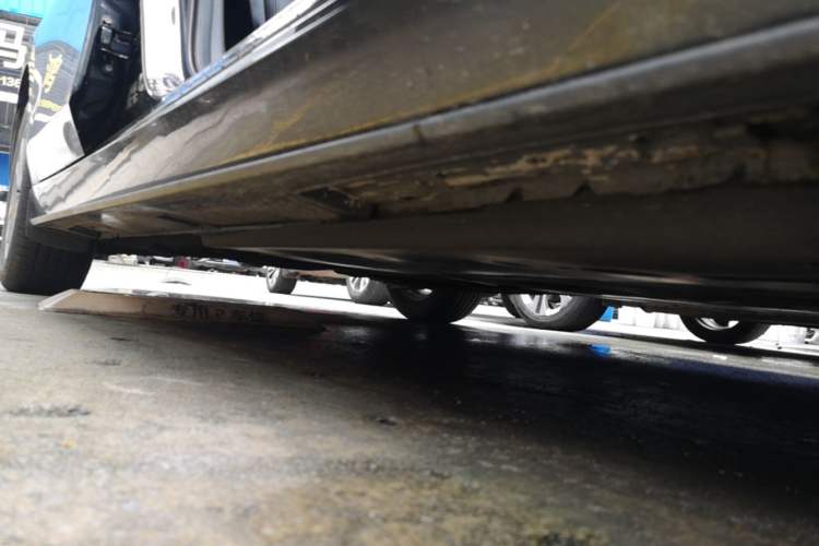 Used Mazda 3 Axela 2020 1.5L Automatic ZhiMei Edition Right Side Sill