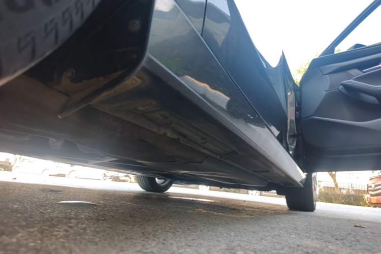 Used Mazda 3 Axela 2020 2.0L Automatic Zhiya Edition Right Side Sill