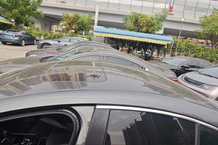 Used Mazda 3 Axela 2020 2.0L Automatic Zhiya Edition Roof