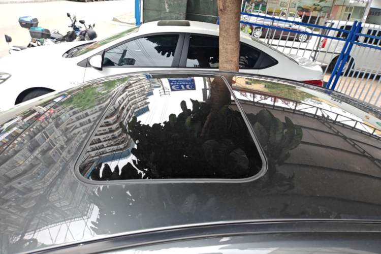 Used Mazda 3 Axela 2020 2.0L Automatic Zhiya Edition Roof