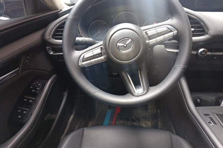Used Mazda 3 Axela 2020 2.0L Automatic ZhiXuan Edition Steering Wheel