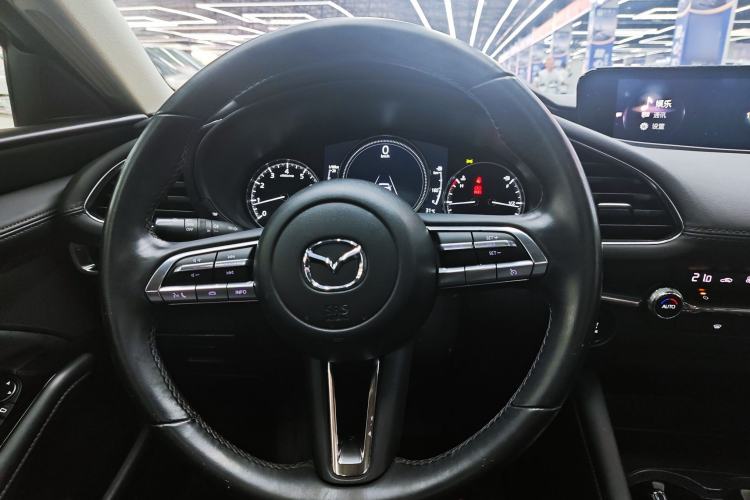 Used Mazda 3 Axela 2020 2.0L Automatic Zhiya Edition Steering Wheel