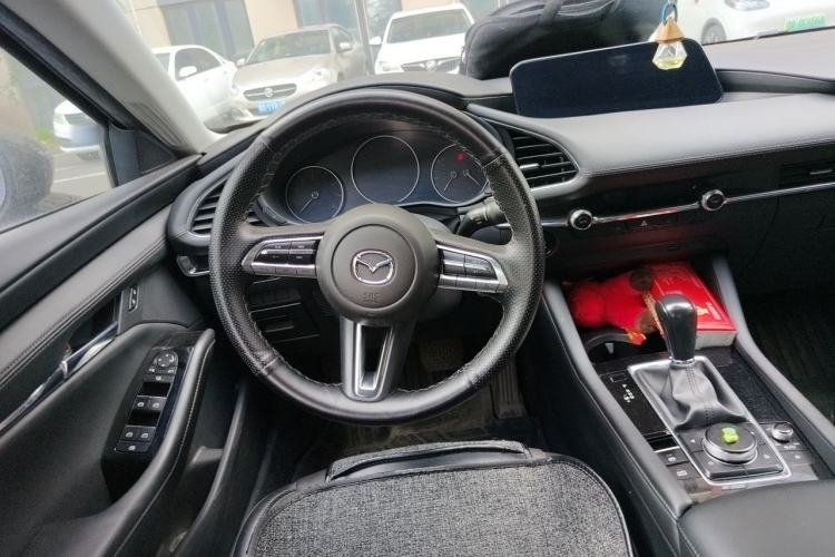 Used Mazda 3 Axela 2020 2.0L Automatic Zhiya Edition Steering Wheel