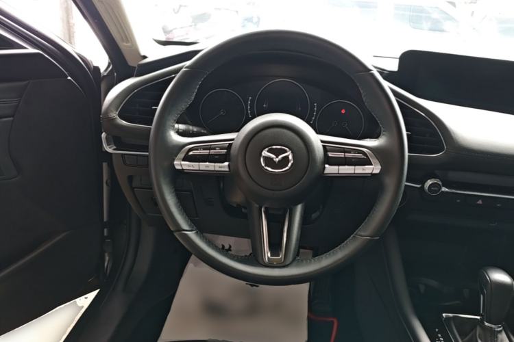 Used Mazda 3 Axela 2020 2.0L Automatic Zhiya Edition Steering Wheel