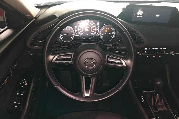 Used Mazda 3 Axela 2020 2.0L Automatic Zhiya Edition Steering Wheel