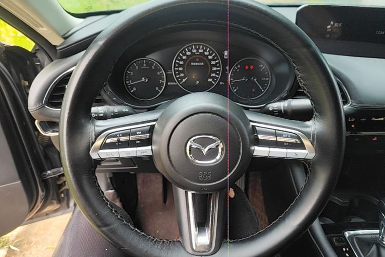 Used Mazda 3 Axela 2020 2.0L Automatic Zhiya Edition Steering Wheel