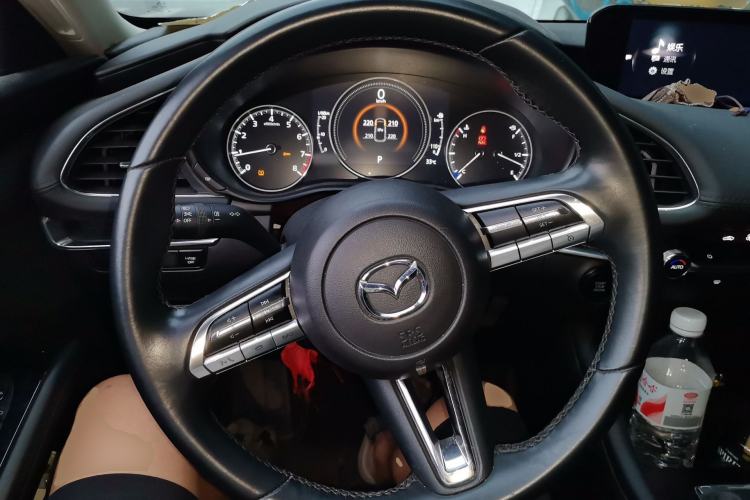 Used Mazda 3 Axela 2020 2.0L Automatic Zhiya Edition Steering Wheel