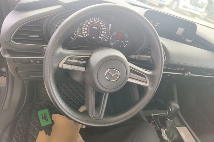 Used Mazda 3 Axela 2020 1.5L Automatic ZhiMei Edition Steering Wheel