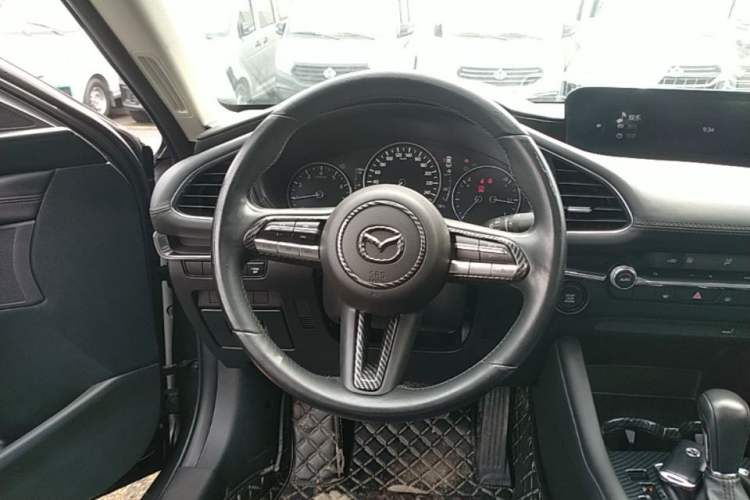 Used Mazda 3 Axela 2020 2.0L Automatic Zhiya Edition Steering Wheel