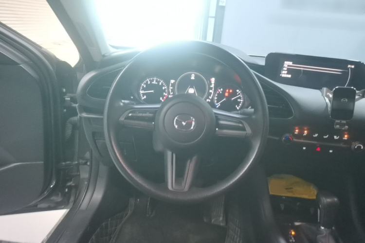 Used Mazda 3 Axela 2020 1.5L Automatic ZhiMei Edition Steering Wheel