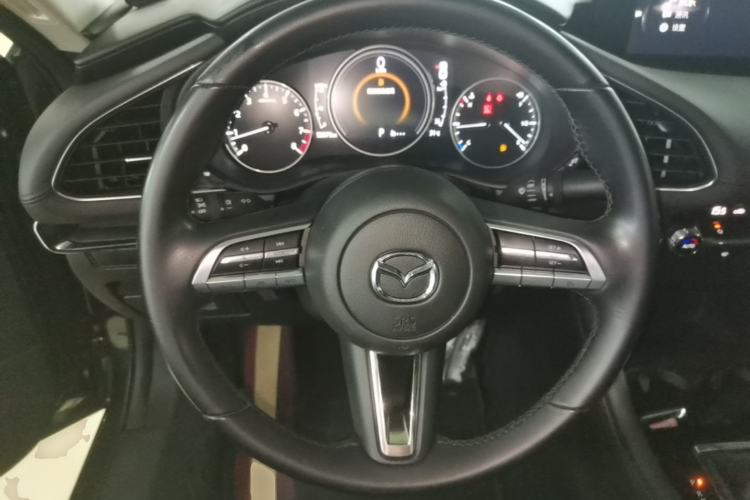 Used Mazda 3 Axela 2020 2.0L Automatic Zhiya Edition Steering Wheel
