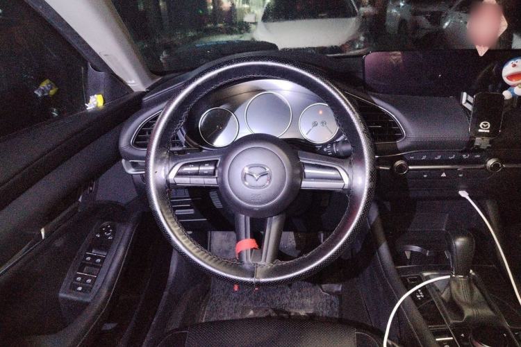 Used Mazda 3 Axela 2020 1.5L Automatic ZhiMei Edition Steering Wheel