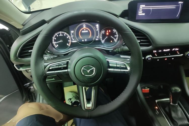 Used Mazda 3 Axela 2020 2.0L Automatic Zhiya Edition Steering Wheel