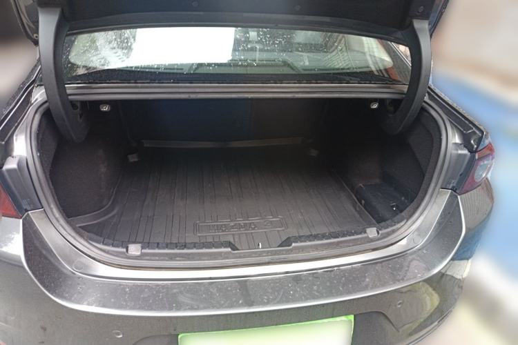 Used Mazda 3 Axela 2020 2.0L Automatic ZhiXuan Edition Trunk