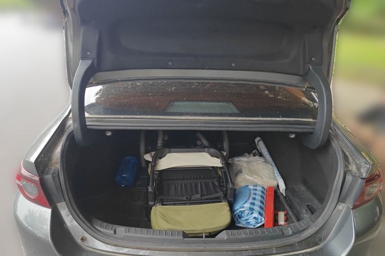Used Mazda 3 Axela 2020 2.0L Automatic ZhiXuan Edition Trunk