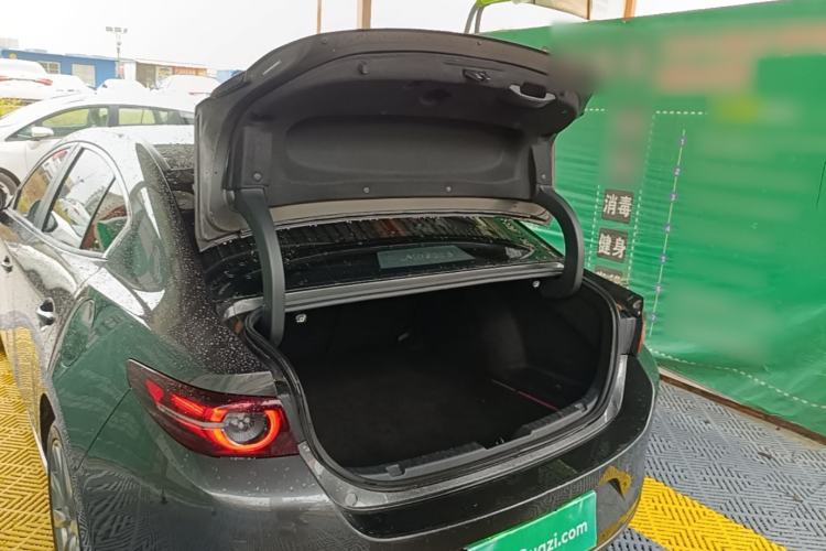 Used Mazda 3 Axela 2020 2.0L Automatic Zhiya Edition Trunk