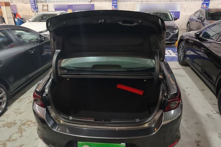 Used Mazda 3 Axela 2020 2.0L Automatic Zhiya Edition Trunk