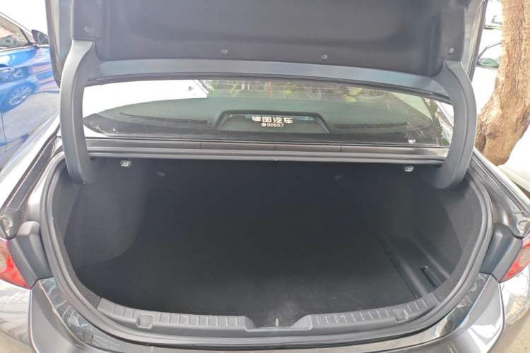 Used Mazda 3 Axela 2020 2.0L Automatic Zhiya Edition Trunk