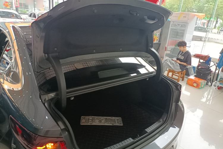 Used Mazda 3 Axela 2020 1.5L Automatic ZhiMei Edition Trunk