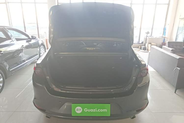 Used Mazda 3 Axela 2020 2.0L Automatic Zhiya Edition Trunk