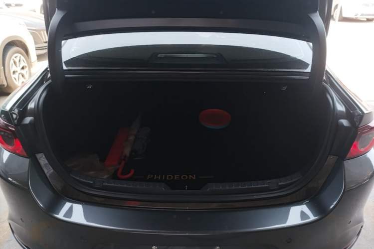 Used Mazda 3 Axela 2020 1.5L Automatic Zhiyue Sunroof Version Trunk