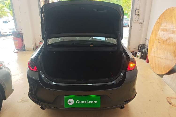 Used Mazda 3 Axela 2020 2.0L Automatic Zhiya Edition Trunk
