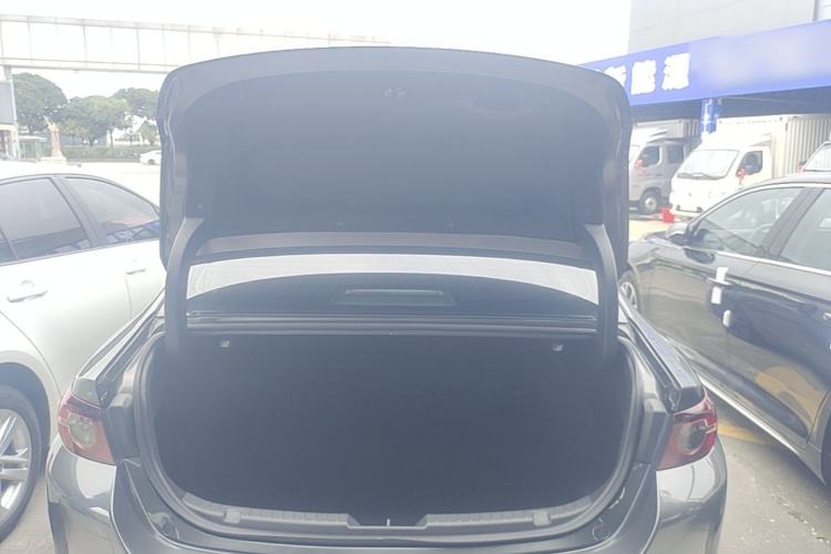 Used Mazda 3 Axela 2020 2.0L Automatic Zhiya Edition Trunk