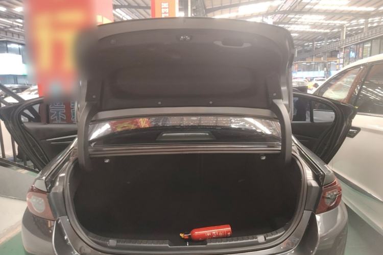 Used Mazda 3 Axela 2020 1.5L Automatic ZhiMei Edition Trunk