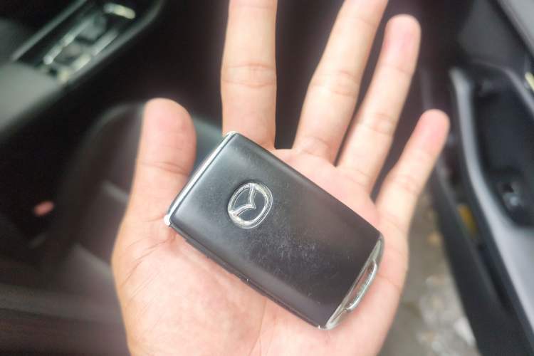Used Mazda 3 Axela 2020 2.0L Automatic Zhiya Edition Vehicle Key