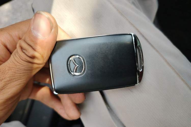Used Mazda 3 Axela 2020 2.0L Automatic Zhiya Edition Vehicle Key