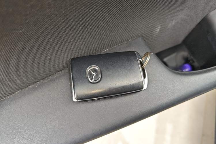 Used Mazda 3 Axela 2020 1.5L Automatic ZhiMei Edition Vehicle Key