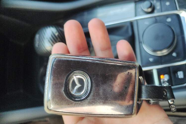 Used Mazda 3 Axela 2020 2.0L Automatic Zhiya Edition Vehicle Key