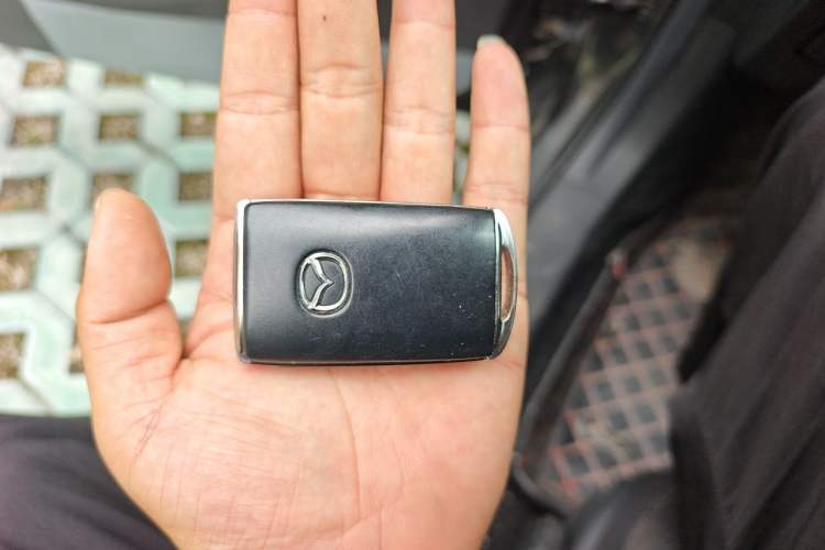 Used Mazda 3 Axela 2020 2.0L Automatic ZhiXuan Edition Vehicle Key