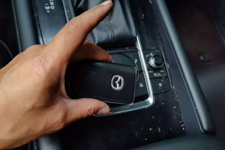 Used Mazda 3 Axela 2020 2.0L Automatic Zhiya Edition Vehicle Key