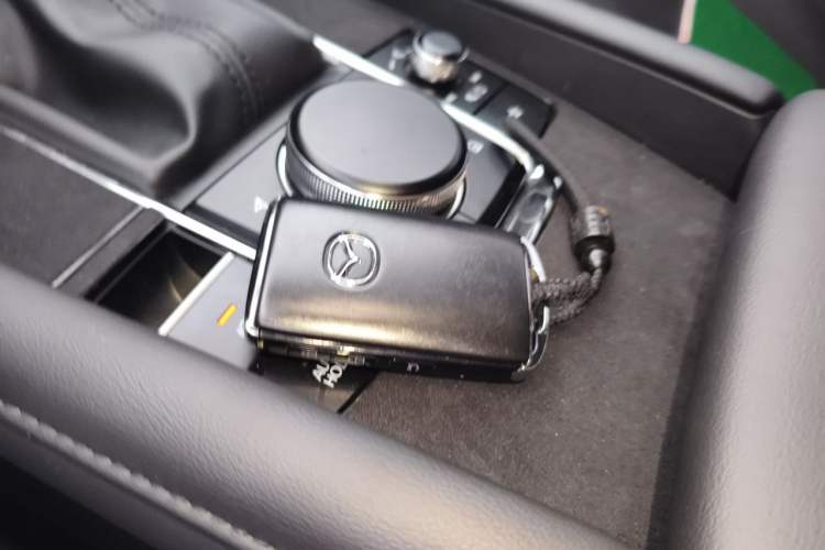 Used Mazda 3 Axela 2020 2.0L Automatic Zhiya Edition Vehicle Key