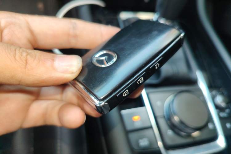 Used Mazda 3 Axela 2020 2.0L Automatic Zhiya Edition Vehicle Key