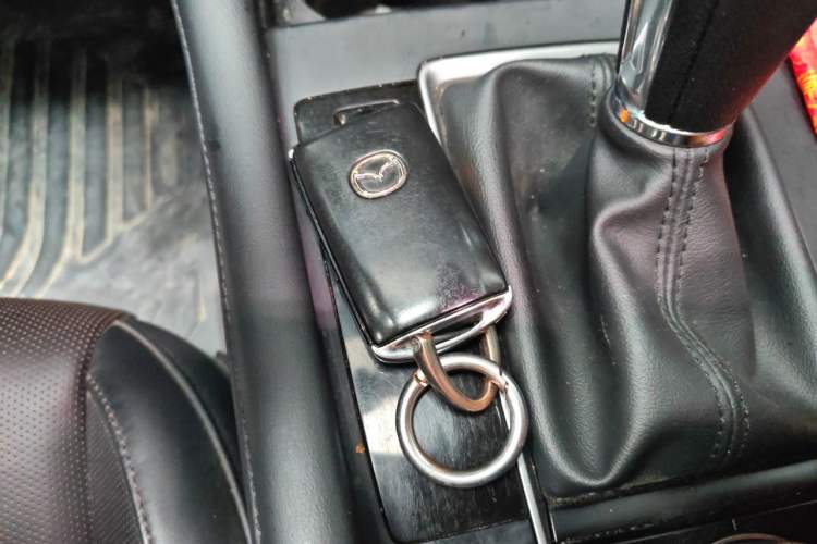Used Mazda 3 Axela 2020 2.0L Automatic ZhiShang Edition Vehicle Key