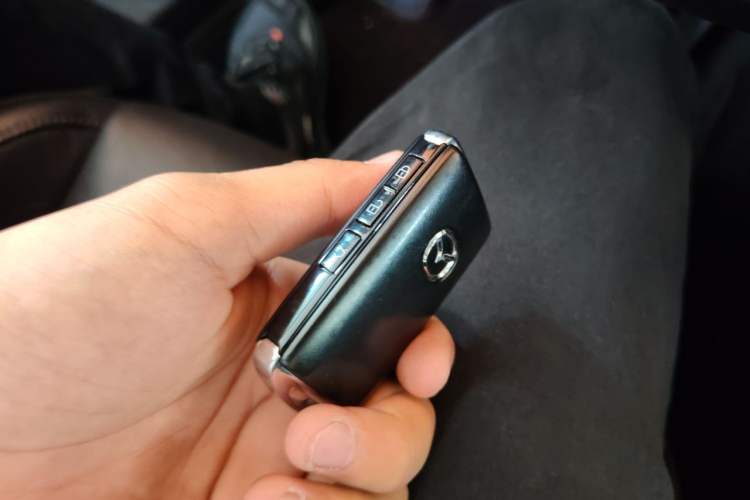 Used Mazda 3 Axela 2020 2.0L Automatic Zhiya Edition Vehicle Key