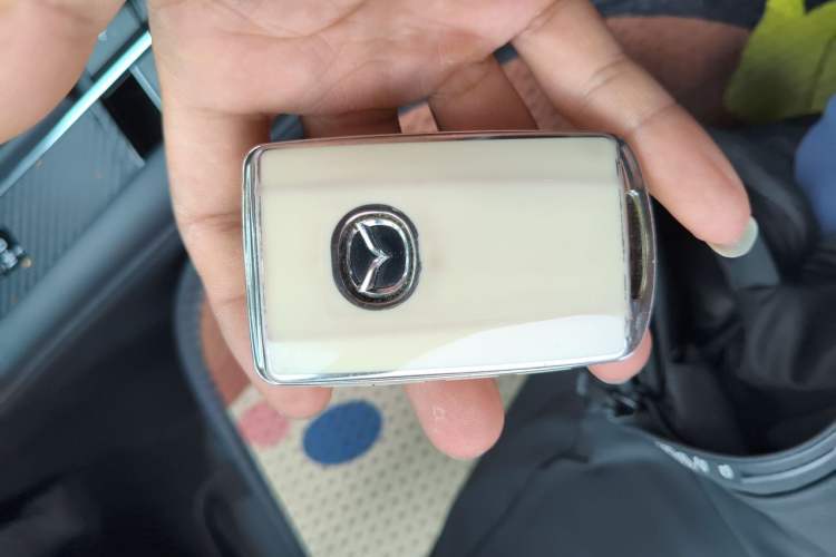 Used Mazda 3 Axela 2020 2.0L Automatic Zhiya Edition Vehicle Key