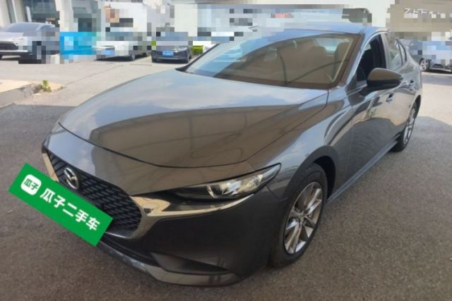 Used Mazda 3 Axela 2020 1.5L Automatic Luxury Version