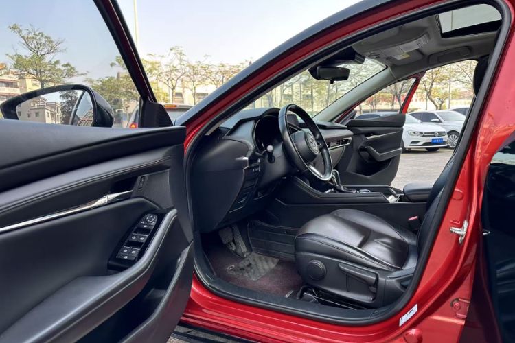Used Mazda 3 Axela 2020 2.0L Automatic Zhiya Edition Interior 2