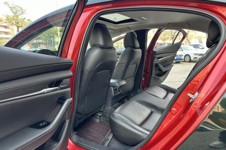 Used Mazda 3 Axela 2020 2.0L Automatic Zhiya Edition Interior 7