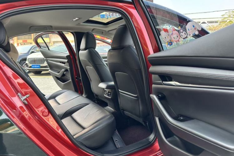 Used Mazda 3 Axela 2020 2.0L Automatic Zhiya Edition Interior 8