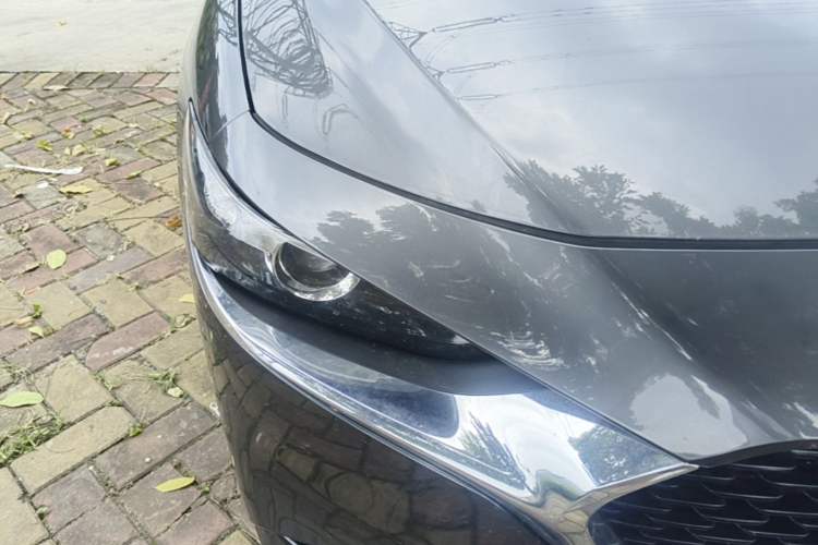 Used Mazda 3 Axela 2020 2.0L Automatic Zhiya Edition Right Front Headlight